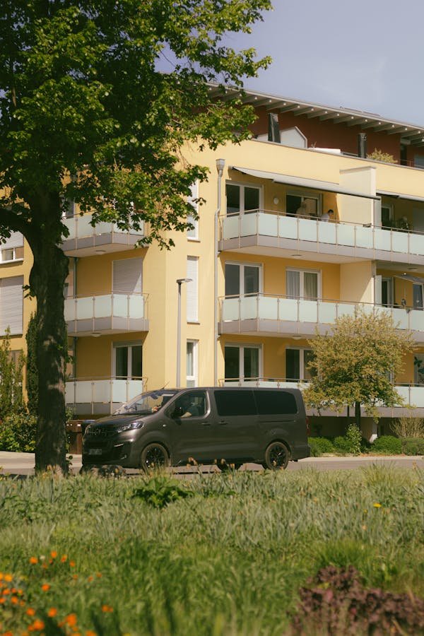 Optez pour la location du minibus mercedes classe v vip